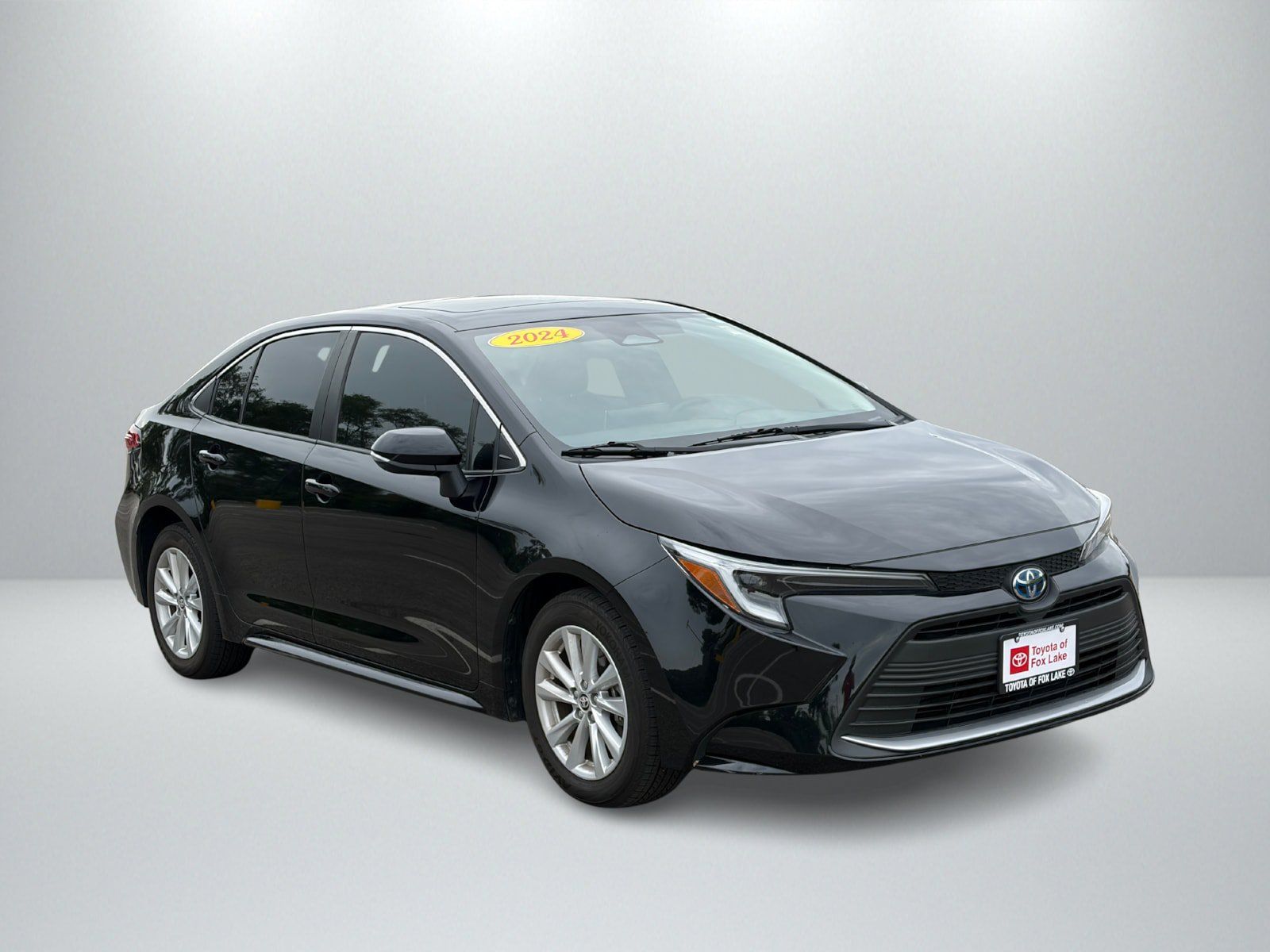 Used 2024 Toyota Corolla XLE FWD image 7