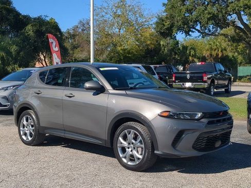 Used 2024 Dodge Hornet R/T image 2