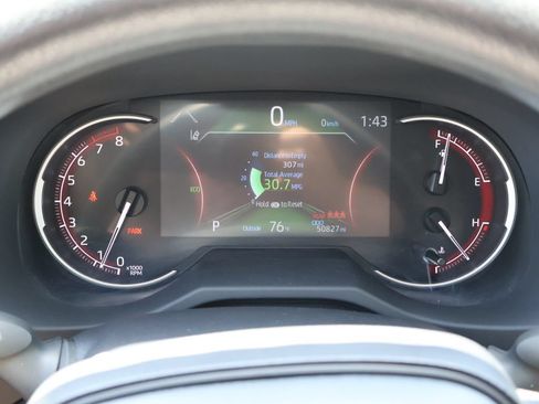 Used 2025 Toyota RAV4 LE FWD image 27