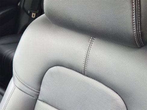 Certified 2024 Honda HR-V EX-L image 14