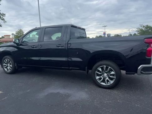 Used 2025 Chevrolet Silverado 1500 LT RWD image 6