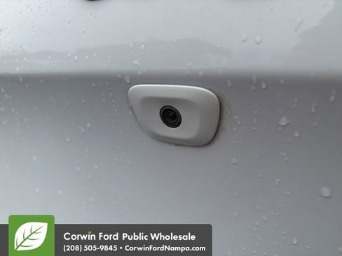 Used 2017 Jeep Cherokee Latitude image 11