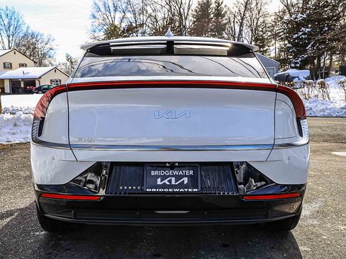 Certified 2024 Kia EV6 Wind w/ Wind Technology Package image 4