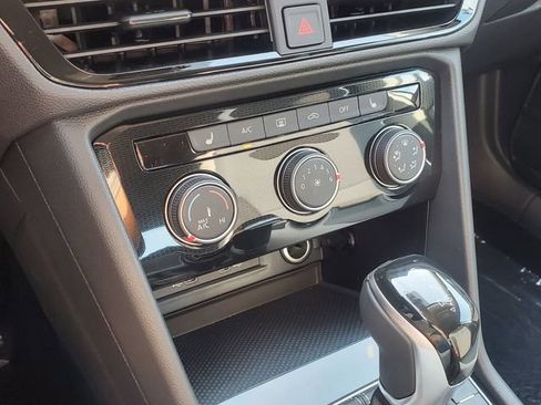 New 2025 Volkswagen Taos S image 23