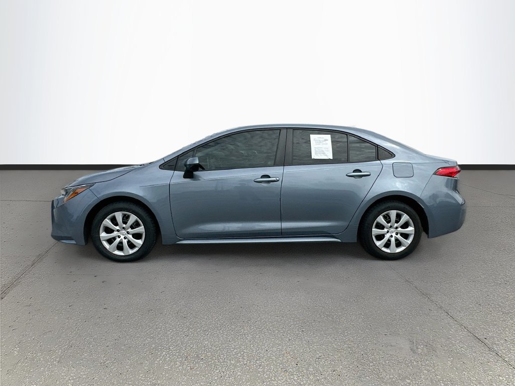 Used 2020 Toyota Corolla LE FWD image 4