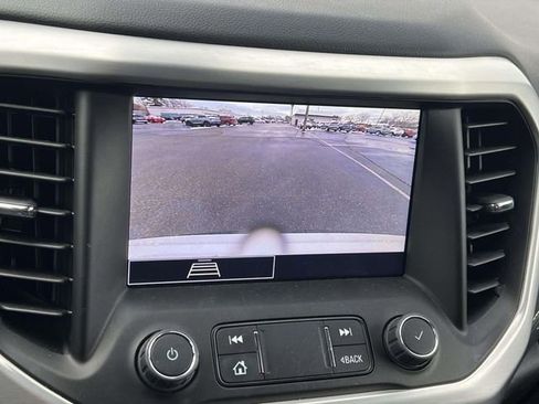 Certified 2023 GMC Acadia SLE w/ Driver Convenience Package image 25