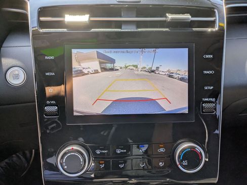 Certified 2023 Hyundai Tucson SEL AWD/4WD image 17