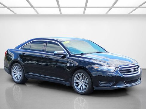Used 2017 Ford Taurus Limited FWD image 7