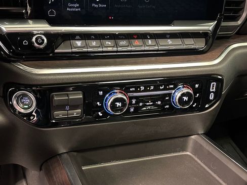 New 2025 GMC Sierra 2500 SLT image 39