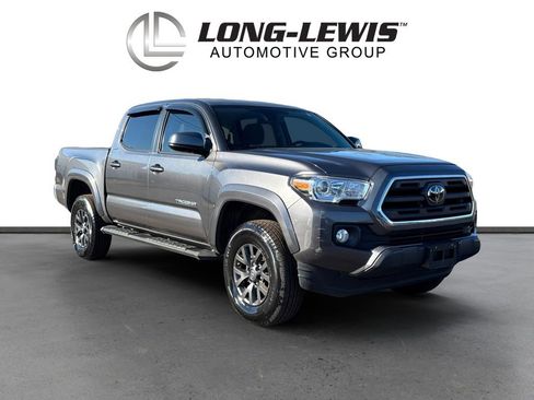 Used 2019 Toyota Tacoma SR5 w/ SR5 Appearance Package (SM) image 10