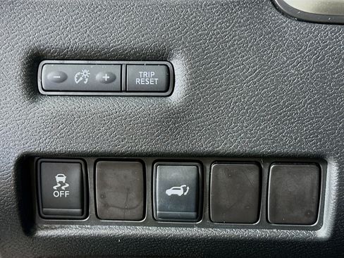 Used 2015 Nissan Murano SL FWD image 17