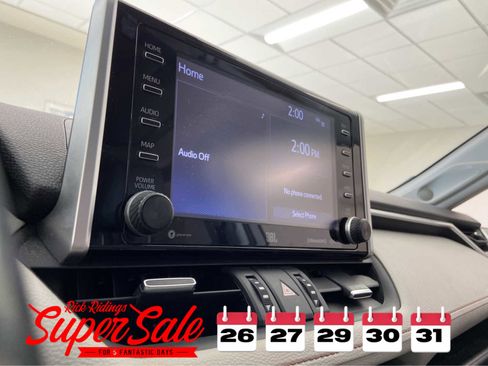 Used 2019 Toyota RAV4 XLE Premium image 23
