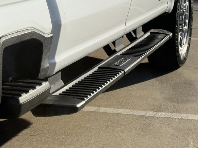 Used 2025 Ford F250 XLT w/ FX4 Off-Road Package AWD/4WD image 9