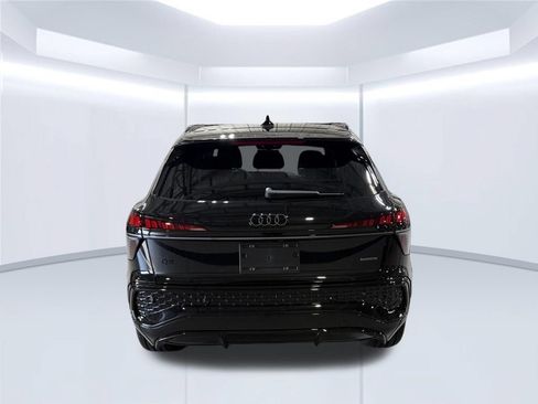 New 2026 Audi Q3 quattro 2.0T AWD/4WD image 6