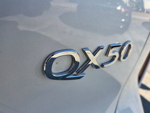 Certified 2023 INFINITI QX50 Luxe image 17