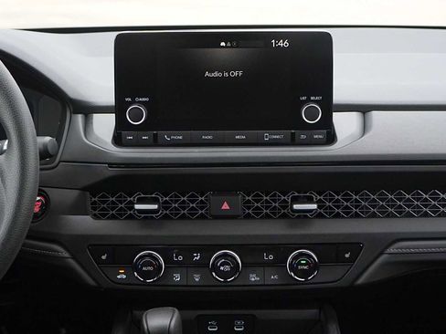 Used 2025 Honda Accord SE image 19