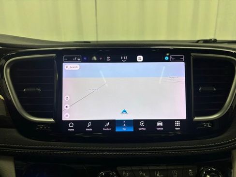 Used 2022 Chrysler Pacifica Limited image 20