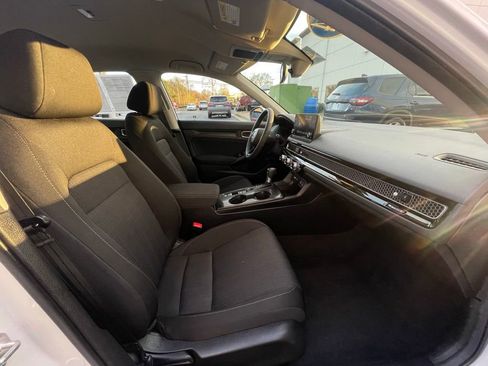 Certified 2024 Honda Civic LX image 29