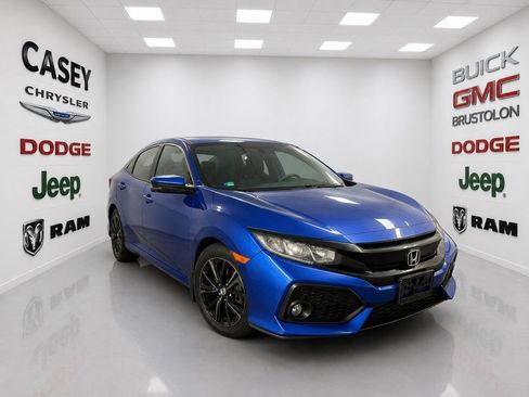 Used 2017 Honda Civic EX image 2