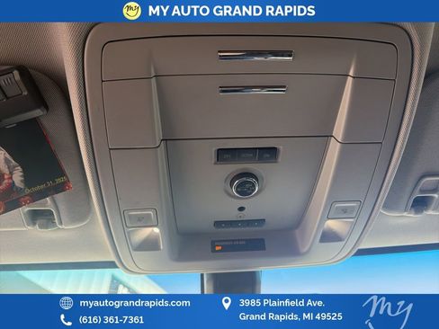 Used 2019 GMC Yukon SLE w/ Convenience Package AWD/4WD image 7