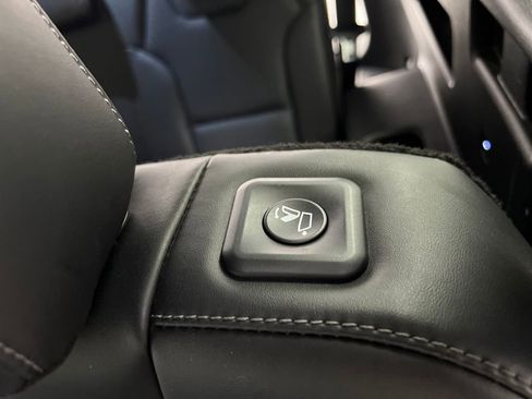 Used 2025 Kia Telluride S image 14