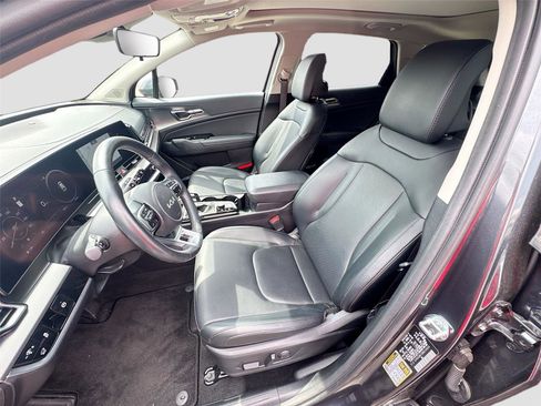 Used 2024 Kia Sportage SX image 10