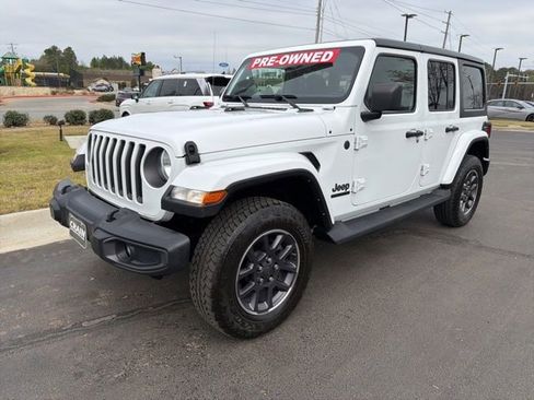 Used 2021 Jeep Wrangler Unlimited Sahara image 3