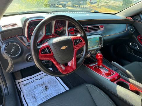 Used 2015 Chevrolet Camaro SS image 17