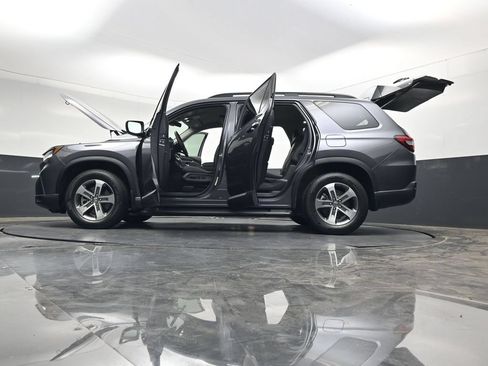 Certified 2025 Honda Pilot EX-L image 52