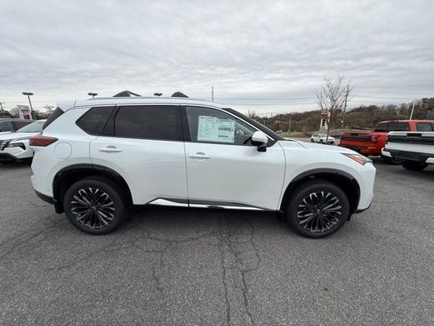 New 2026 Nissan Rogue Platinum w/ Platinum Premium Package image 4