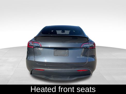 Used 2022 Tesla Model Y Long Range image 7