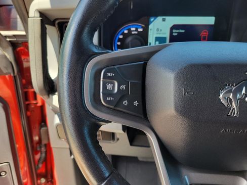 Used 2023 Ford Bronco Big Bend image 12