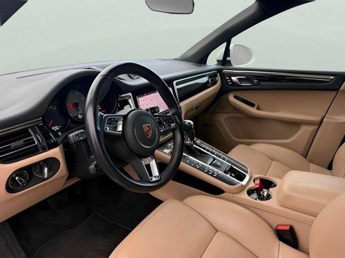 Used 2021 Porsche Macan S AWD/4WD image 17