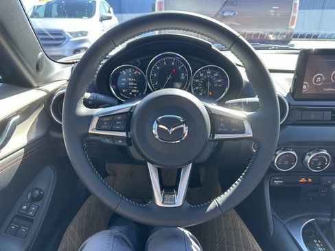 Used 2023 MAZDA MX-5 Miata Grand Touring image 9