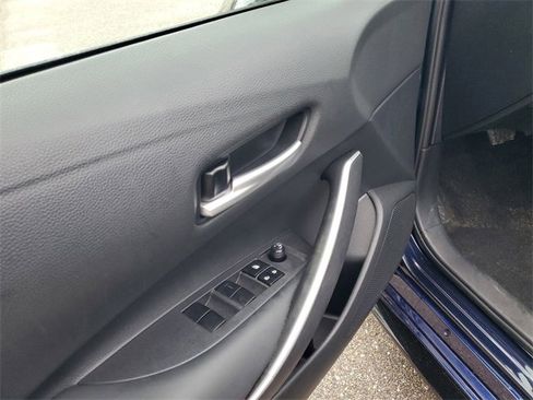 Used 2024 Toyota Corolla SE image 11