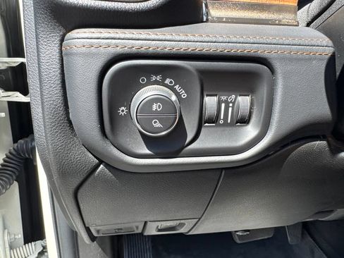 Used 2021 RAM 3500 Limited AWD/4WD image 34