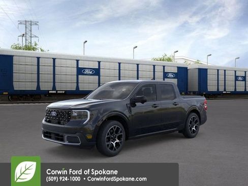 New 2026 Ford Maverick Lariat image 3