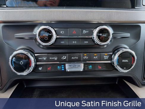 New 2026 Ford F250 Platinum w/ Platinum Plus Package AWD/4WD image 24