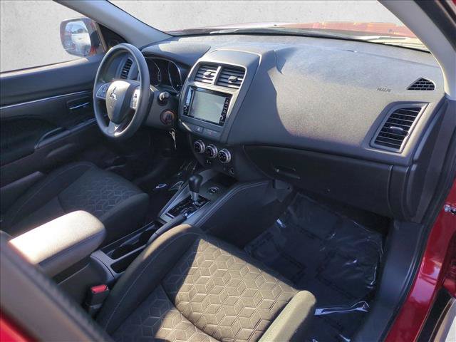 Used 2025 Mitsubishi Outlander Sport AWD image 20