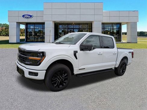 Certified 2025 Ford F150 XLT w/ Equipment Group 302A MID AWD/4WD image 4