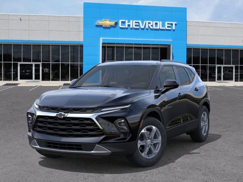New 2026 Chevrolet Blazer LT w/ Convenience Package FWD image 6