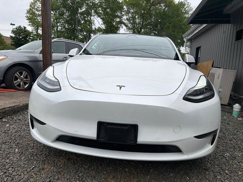 Used 2020 Tesla Model Y Performance AWD/4WD image 2