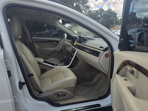 Used 2012 Volvo XC70 3.2 FWD image 30