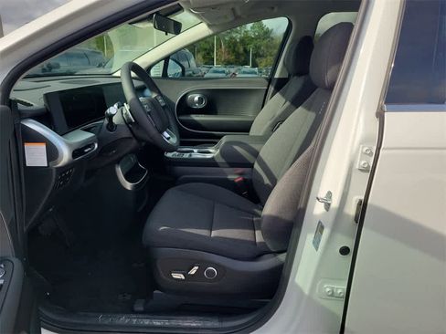 New 2026 Hyundai Ioniq 9 SE image 22