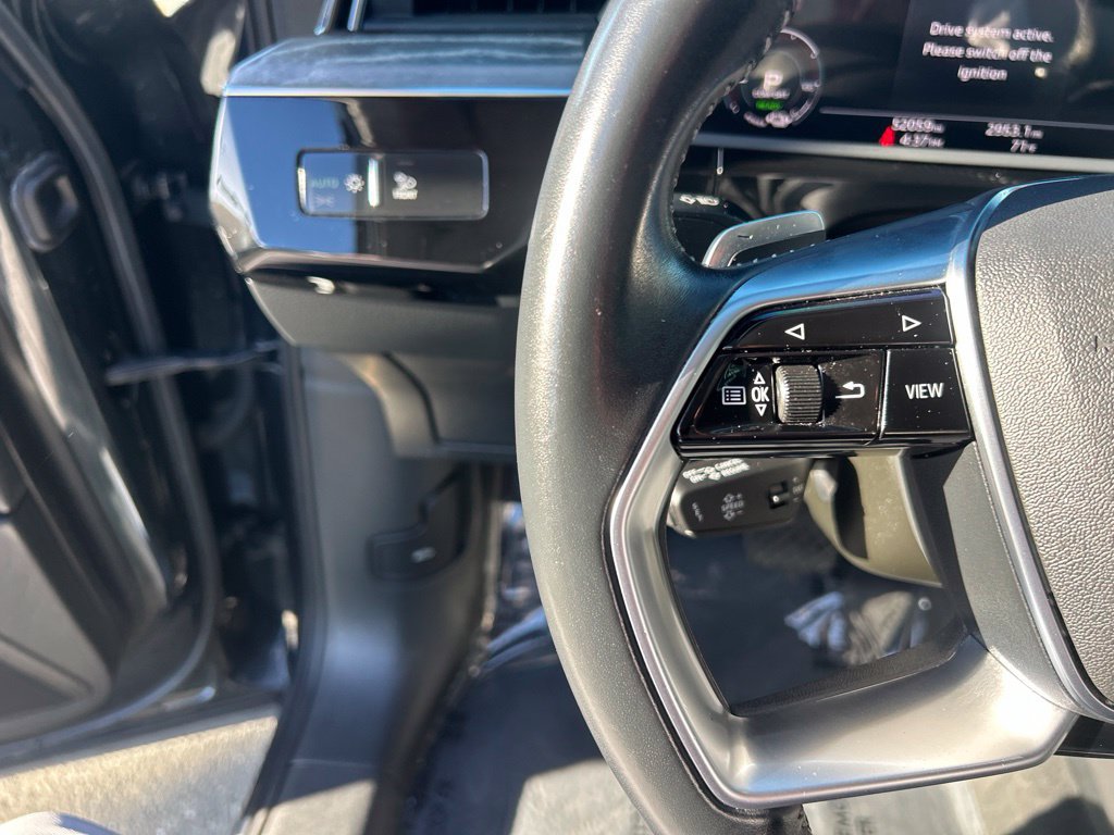 Used 2021 Audi e-tron Premium Plus w/ Premium Plus Package AWD/4WD image 18