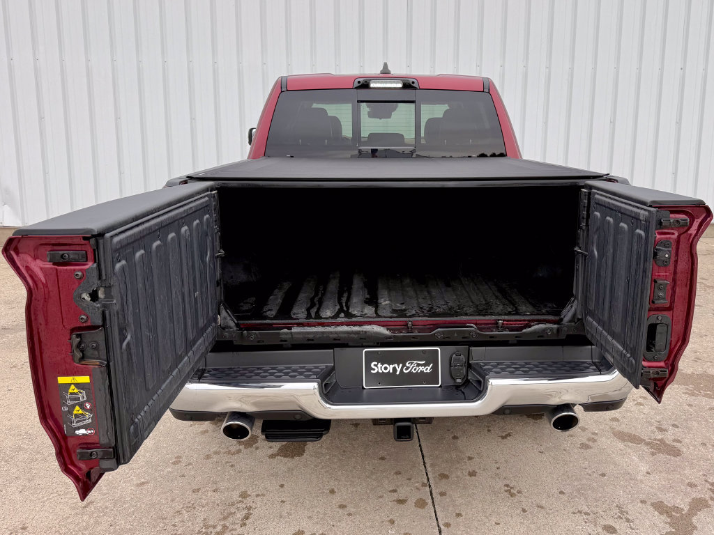 Used 2021 RAM 1500 Limited AWD/4WD image 17