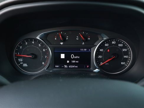 Used 2023 GMC Acadia SLT FWD image 7