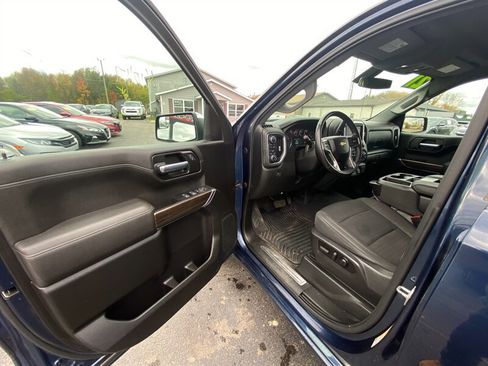 Used 2021 Chevrolet Silverado 1500 LT image 21