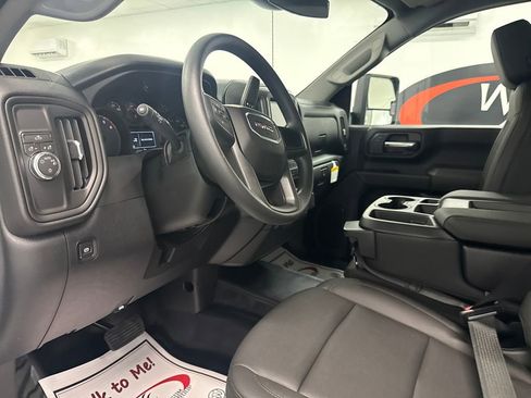 New 2026 GMC Sierra 2500 Pro w/ Convenience Package RWD image 9