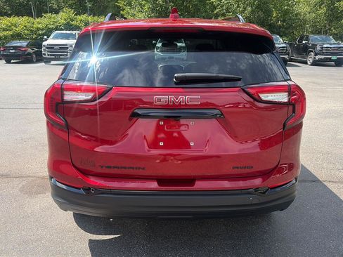 Certified 2025 GMC Terrain Elevation w/ Black Edition AWD/4WD image 4